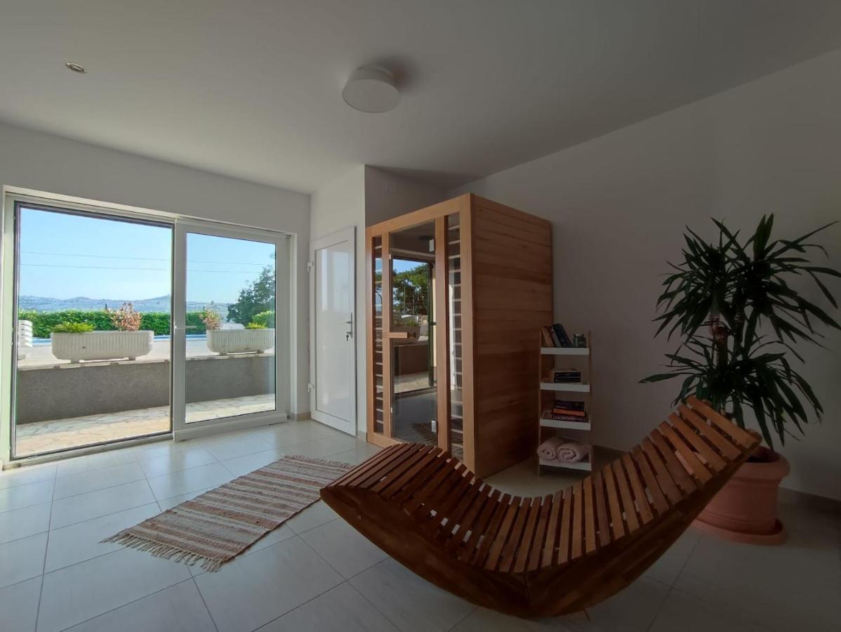 Holiday Home Cherry Tree Žrnovnica 外观 照片