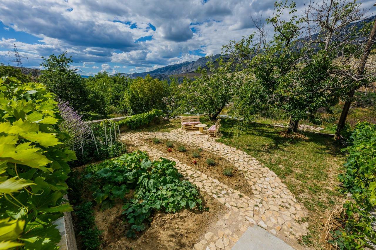 Holiday Home Cherry Tree Žrnovnica 外观 照片