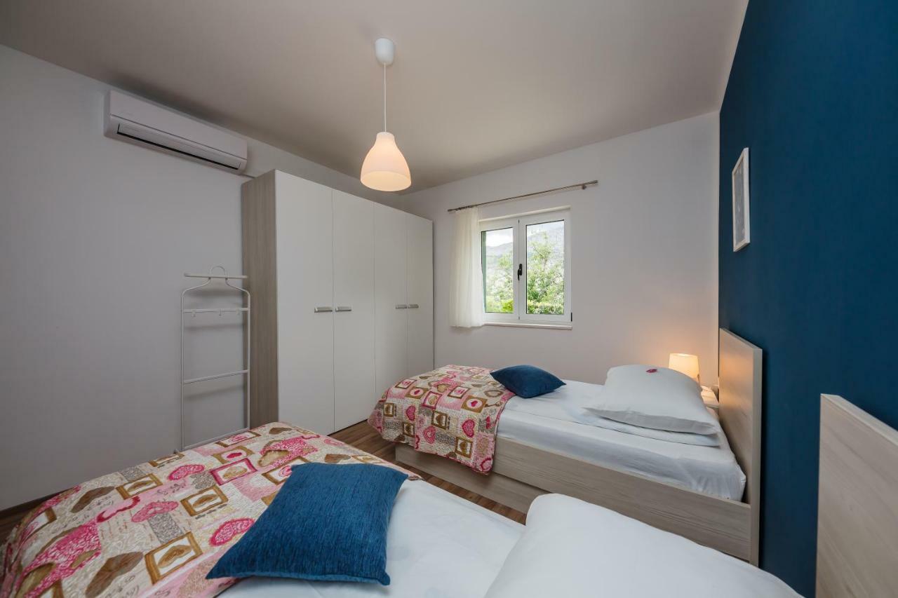 Holiday Home Cherry Tree Žrnovnica 外观 照片